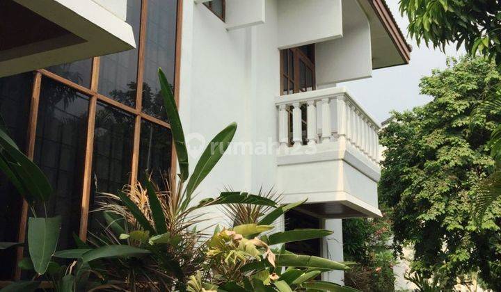 Rumah Nyaman, Mewah,  dan Siap Huni di Kawasan Pondok Indah, Jakarta selatan 1