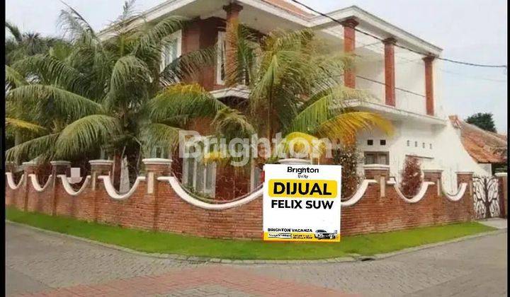 RUMAH HOOK 2 LT DI BUKIT PALMA CITRALAND SURABAYA 1