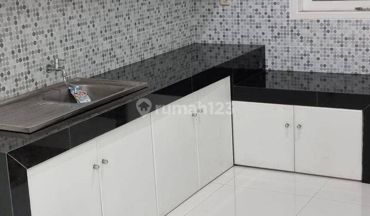 Dijual Rumah Full Renovasi Seperti Baru Minimalis di Komplek Batununggal 2