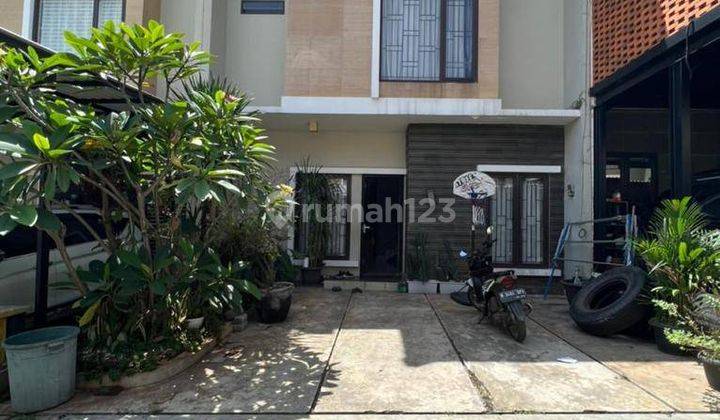 Rumah Minimalis 2 Lantai Dekat Stasiun Lh11318iq 1