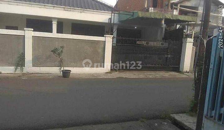 Rumah Rasamala Hitung Tanah Jalan 2 Mobil 1