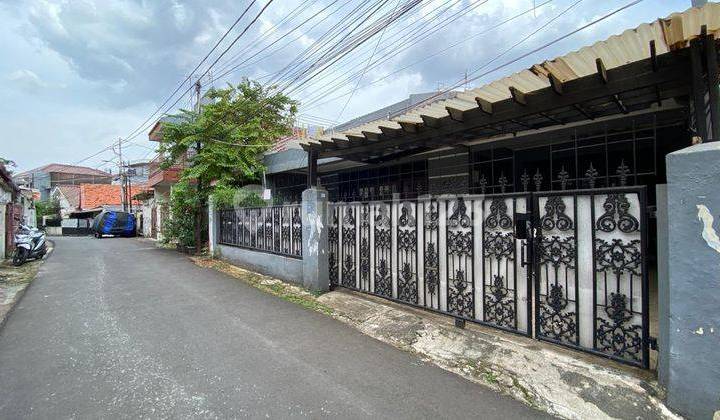 Tebet Timur, Land Area 139 M2, Access for 2 Cars