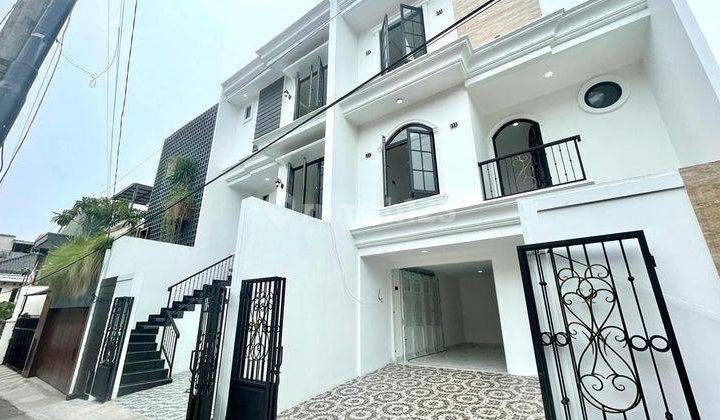 Tebet Barat, Rumah 3,5 Lantai, Citiview Cbd Kuningan 1