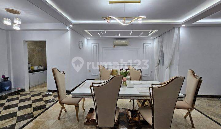 Tebet Barat, Rumah Baru Renovasi, Desain Modern Classic 2