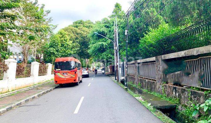 Cipinang Cempedak, Rumah Dengan Halaman Luas Di Komplek Elit Polonia, Good Invest 2