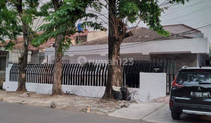 Tebet Timur, Rumah Lama Zona Residenisial, Cocok Untuk Bisnis, Akses Lebar 1