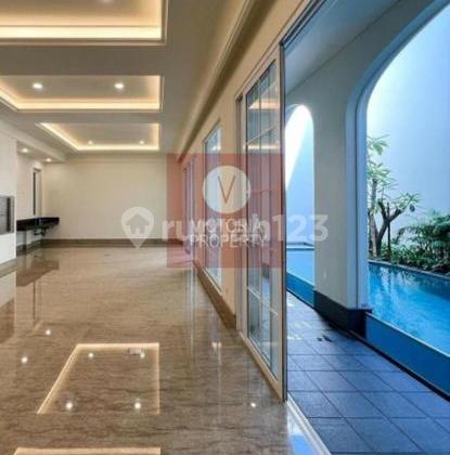 Luxurious Classic House, Lift, Private Pool & Garden Pondok Indah 2