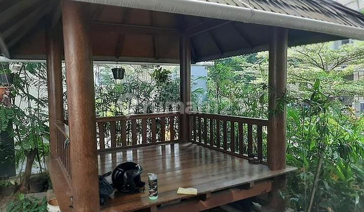 Rumah Cantik dengan Taman dan Gazebo di Kota Wisata Cibubur - SHM 2