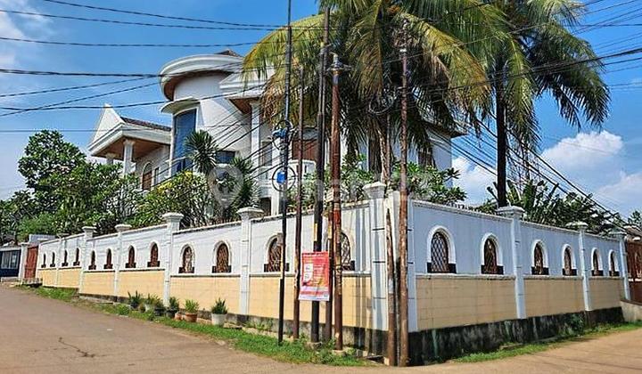 Rumah Mewah Posisi Hook, Semi-Furnished di Kranggan Permai - SHM Rumah Mewah Posisi Hook, Semi-Furnished di Kranggan Permai - SHM