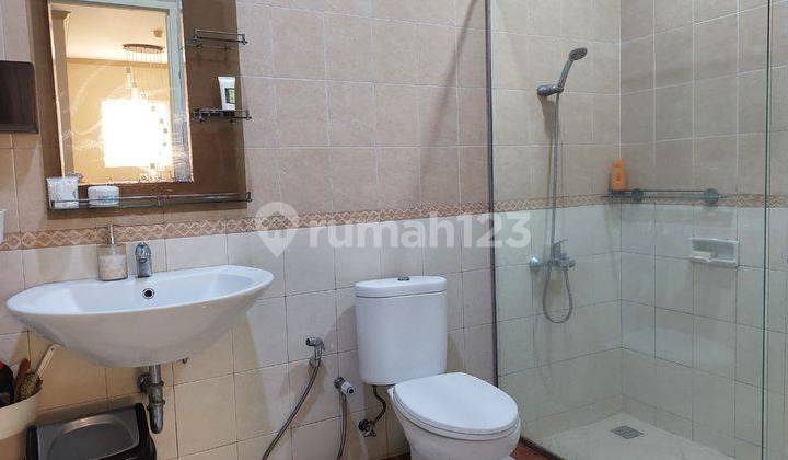 Rumah Venice Kuda Laut Uk 12x20,semi Furnish Bagus Rapih,2,5 Lantai,utara 2