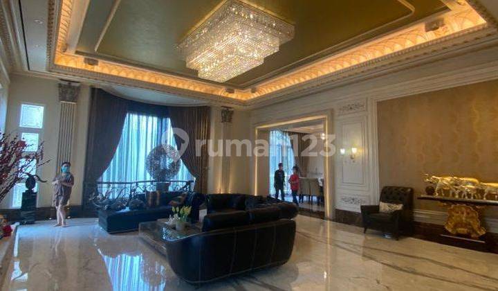 Super Luxury House in PIK, Area 1,019m², American Classic, furnished, marble, elevator, pool, 4 floors, lake view.