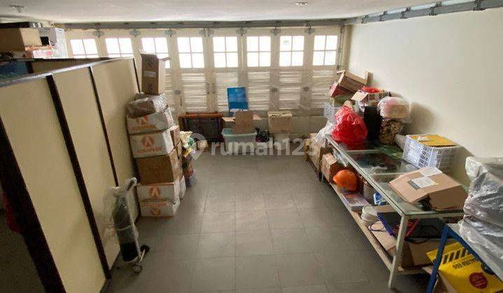 Rumah Bgm Uk 10x23 Full Renovasi N Semi Furnish,belakang View Taman Luas 2