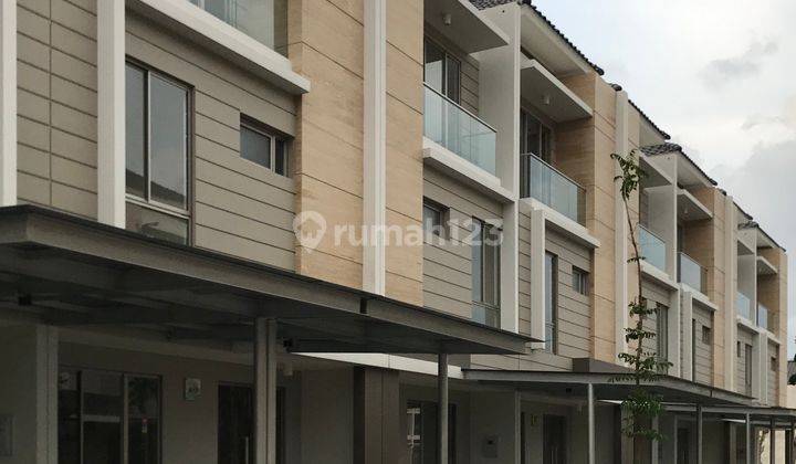 Rumah Golf Island Pik Uk 6x12,5 Minimalis,3 Lantai,semi Furnish,selatan,termurahhhhh 1