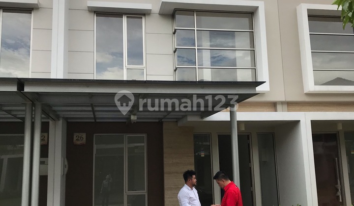 RUMAH BRAND NEW GOLF ISLAND