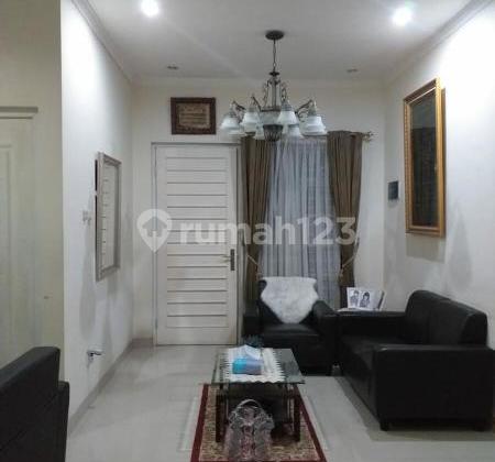 Rumah 2 Lantai Cantik Ready Semi-Furnished Cibubur Country - SHM 2