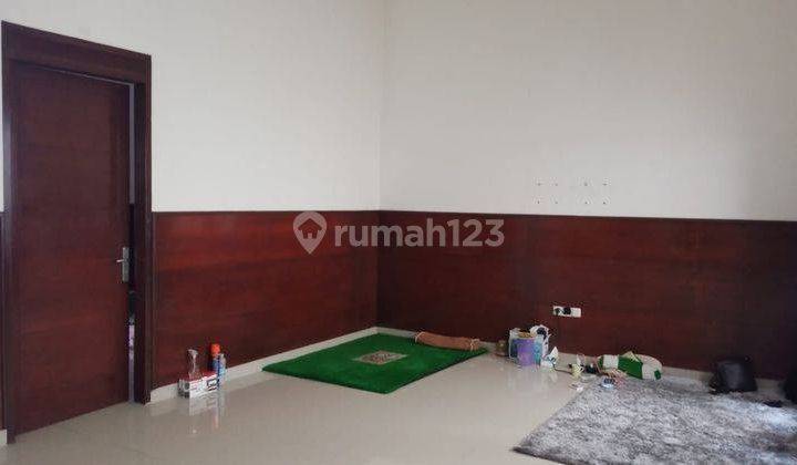 Rumah 2 Lantai Bagus Unfurnished SHM di Mekarwangi, Bandung 2