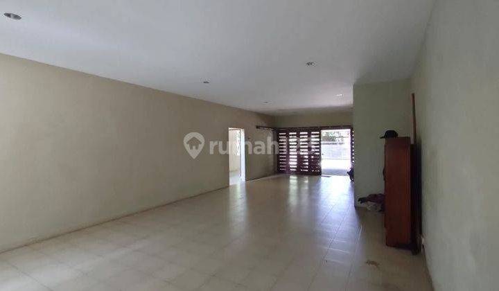 Rumah 3 Lantai Bagus di Ciumbuleuit, Bandung 2