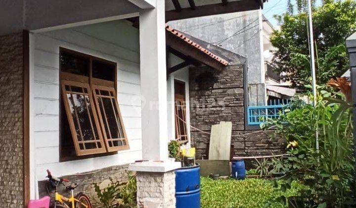 Rumah 2 Lantai Unfurnished SHM di Turangga, Bandung 1