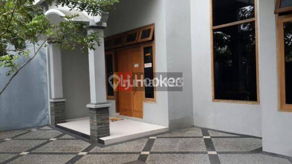 Rumah siap huni di Pondok Majapahit 1