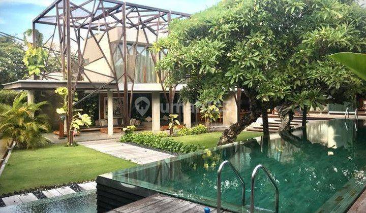 Hot List for Sale Luxury Villas Oberoi Seminyak Location 1