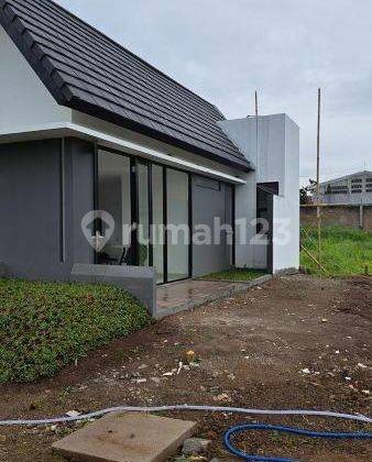 Rumah baru minimalis sayap Taman kopo indah harga 800jtan 1