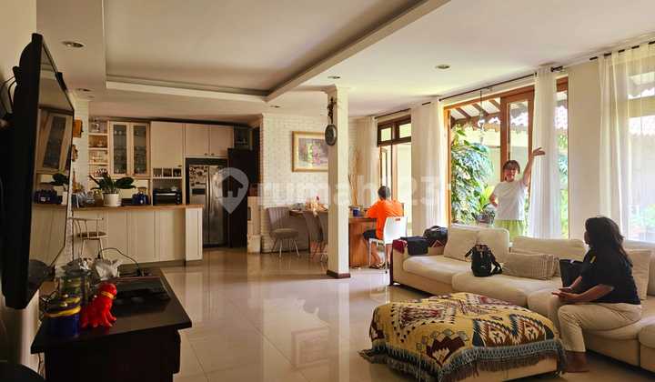 Rumah Bagus Di Komp Griya Bunga Lily Veteran Jakarta Selatan Rumah Bagus Di Komp Griya Bunga Lily Veteran Jakarta Selatan