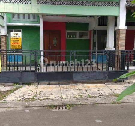 Rumah asri posisi hoek di premium cluster Citra Raya Tangerang 1