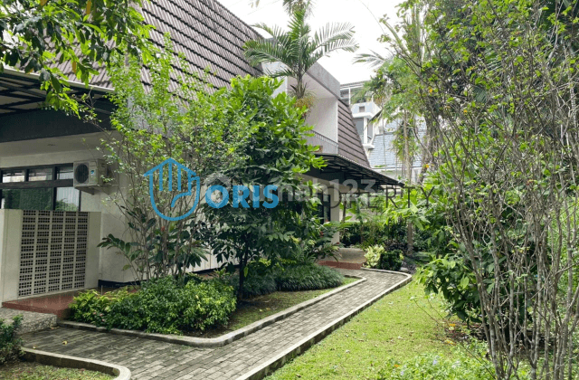 RUMAH KBY BARU AREA SENOPATI ~ LT/LB 950/600 ~ LOKASI PREMIUM 1