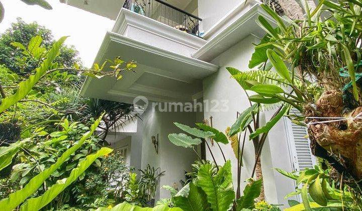 RUMAH AREA PAKUBOWOBO ~ LT/LB 366/391 ~ LUXURIOUS HOUSE ~ BEST LOCATION 1