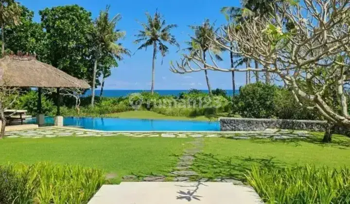 CANGGU  LUXURY TROPICAL VILLA BEACH FRONT 2