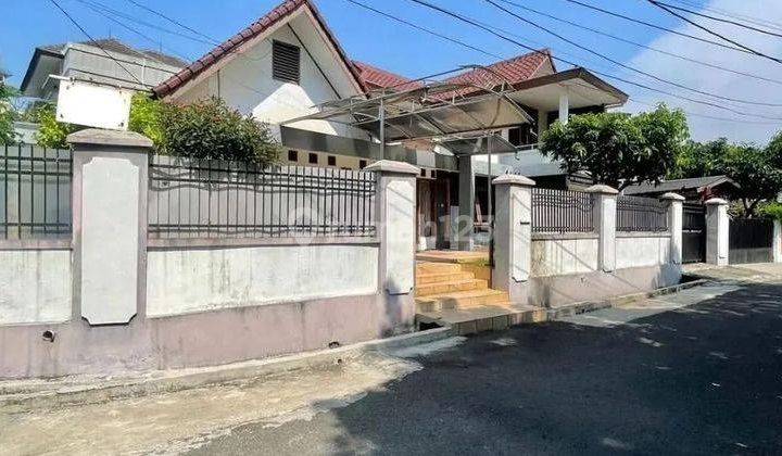 RUMAH DIJUAL AREA RADIO DALAM ~ LT/LB 400/215 ~ DALAM KOMPLEK 1