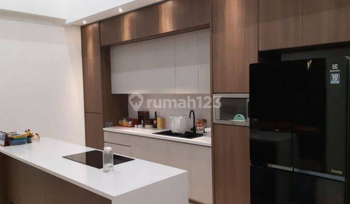 Jarang ada! Rumah Lux Full Furnished di Taman Sakura Pratista 1