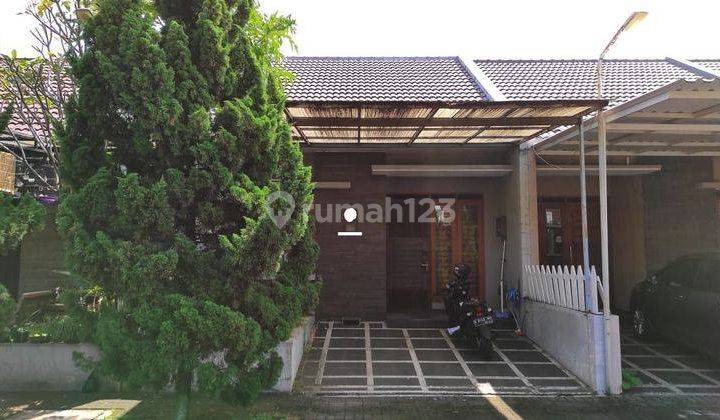 Jarang ada! Jual Rumah minimalis modern Singgasana Pradana harga di bawah 2 M 1