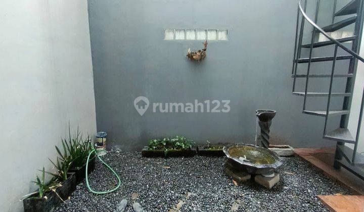 Rumah cantik lbawa hoki okasi strategis di Batununggal, Bandung 2