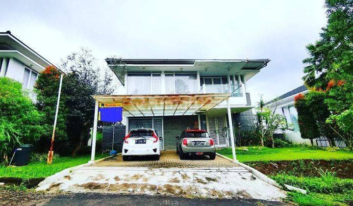 Rumah mewah terawat  super nyaman siap huni di Dago Resort 1