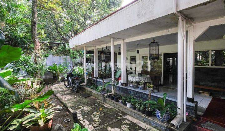 Jual Rumah Kawasan Komersial Di Kebayoran Baru