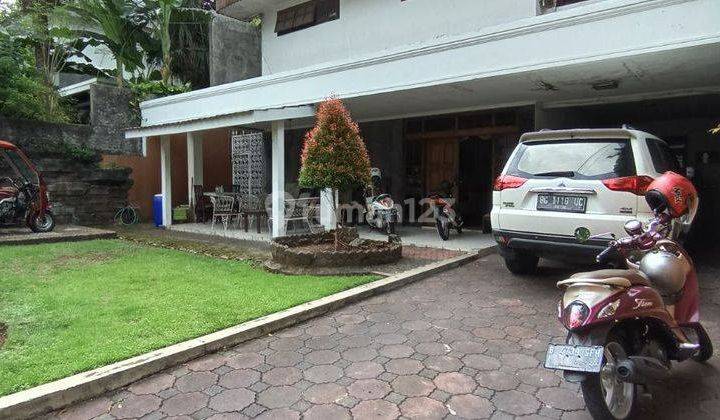 Dijual Rumah Lokasi Strategis di Menteng Bentuk Tanah Kotak 1