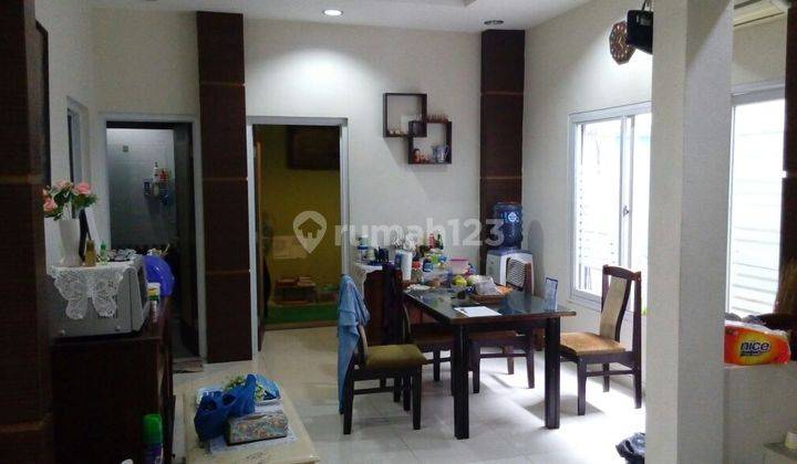 Dijual Cepat Rumah Bagus 2 Lantai SHM Di Menteng Jakarta Pusat 2