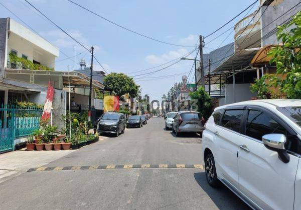 Rumah Jual Cepat di Summagung Area Kelapa Gading 2