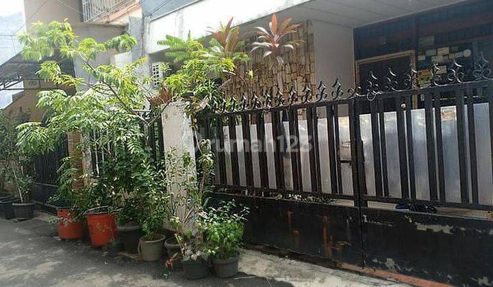 Rumah di Tanjung Duren Jl Menteng 2 1