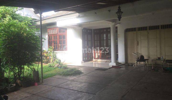 Rumah Di Bawah Harga Pasar Gaya Klasik Di Jalan Bangka, Mampang, Jaksel 2