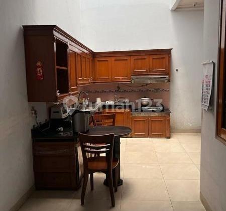 Rumah 3 lantai di Taman Ratu Jakarta Barat,Lokasi strategis. 2