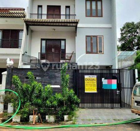 Rumah Bagus 3 lantai di P.Bira Permata Buana Jakarta Barat 1