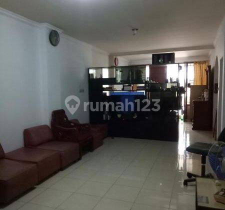 Rumah 2 lantai di Taman Ratu Jakarta Barat 1