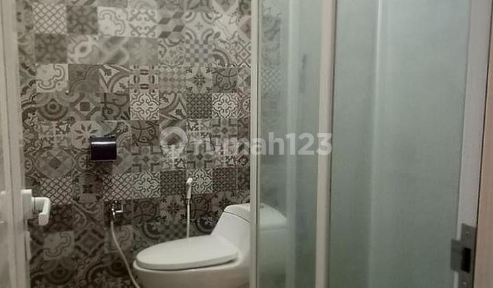 Nice House Fast in Green Garden, No Flooding 2