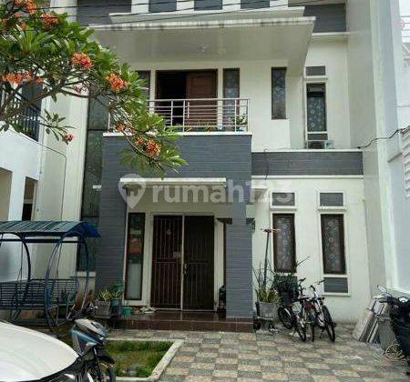 Rumah Bagus 2 lantai di Green Town House Greenville Jakarta Barat 1