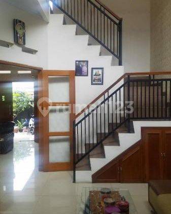 Rumah Bagus, Asri, dan Terawat 2 Lantai di Pancoran, Jakarta Selatan 1