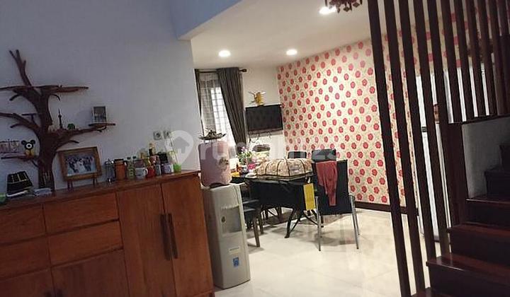 Rumah Hook, Luas n Bagus 1,5 Lt di Taman Alfa Indah, Joglo, Kembangan 2