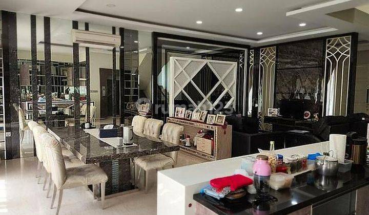 Rumah Mewah dan Murah + Lift + Basement di Gading Serpong, Tangerang 1