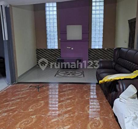 Rumah 2 Lantai Hoek Dekat Taman di Park View Residence Citra Raya